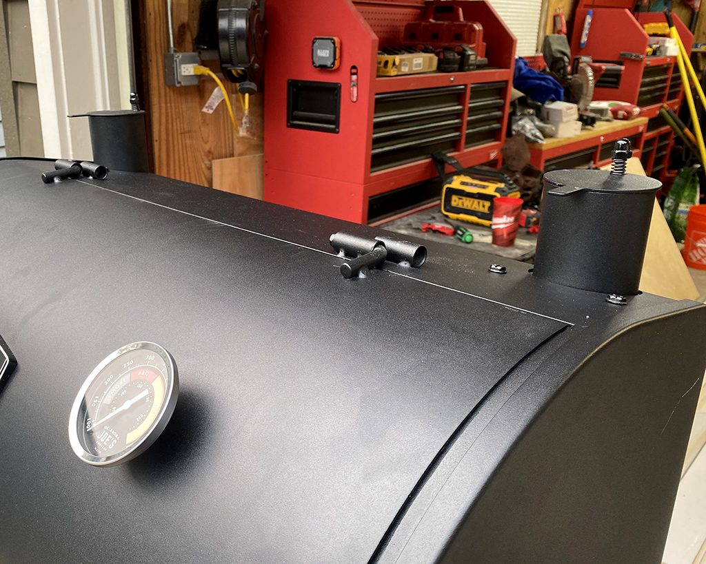 Oklahoma Joe Smoker Review: dual smoke stacks